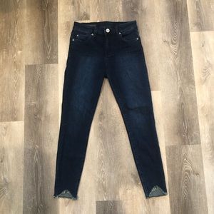 NWOT KUT FROM THE KLOTH Denim Jeans (2)